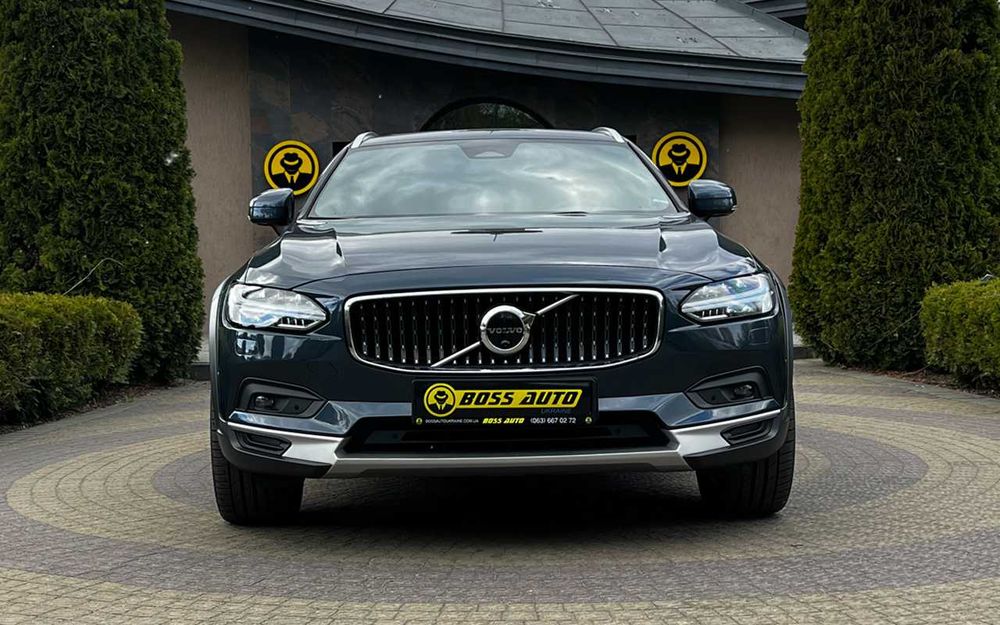 Volvo V90 Cross Country 2022