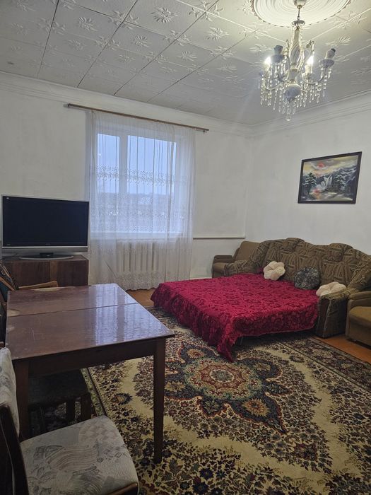 Здам будинок, 3 км від центру міста в Кам'янці