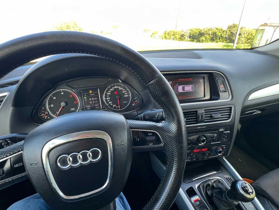 Audi Q5 Sportback QUATTRO 2.0 TDI Sport | Financiamento disponível