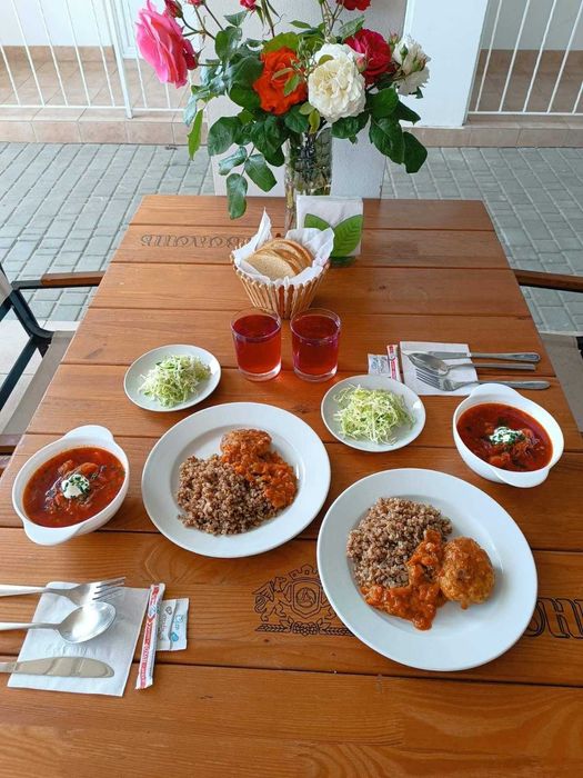 Бугаз. готель. Діючий влітку $20-25т заробіток.Терміновий продаж