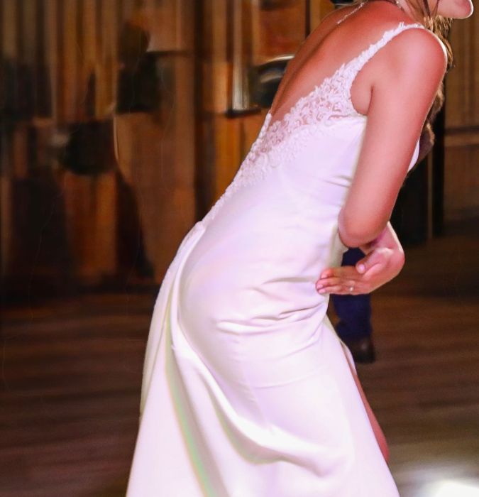 Vestido de noiva 2 em 1 - transformável
