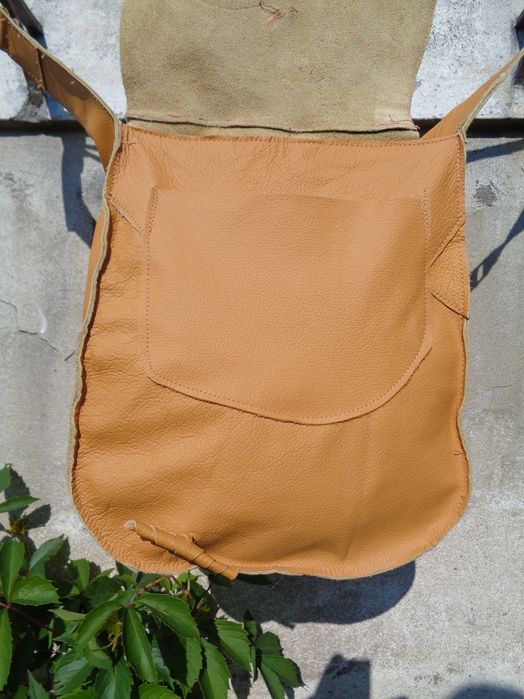 Artystyczna torebka skórzana z kotami. Handmade