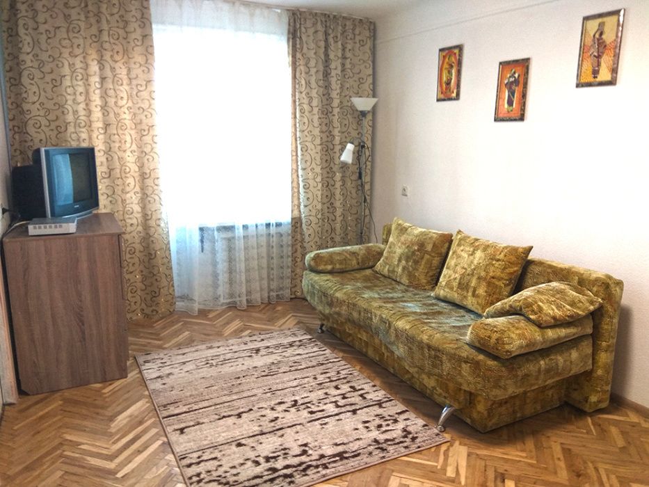 Квартира подобово,  2-кімнатна, Голосіївський район, Інститут раку