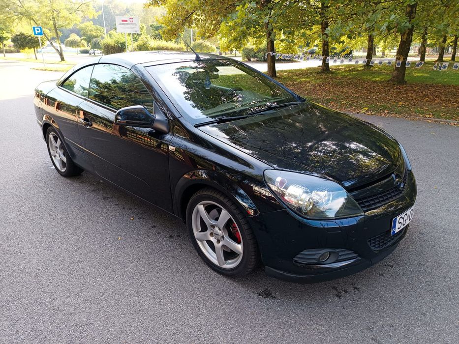Opel Astra 2010 rok 1.6 turbo super stan