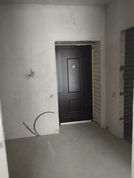 Продаю 1-кімнатну квартиру в Новосілках