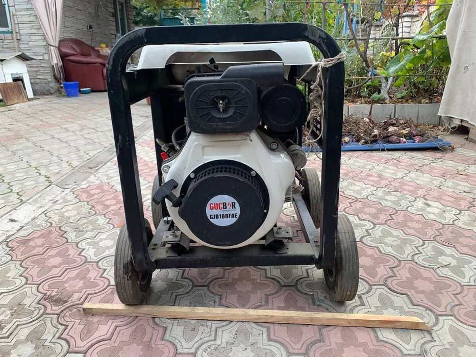 Генератор дизельный 7 кВт Gucbar GJD7000