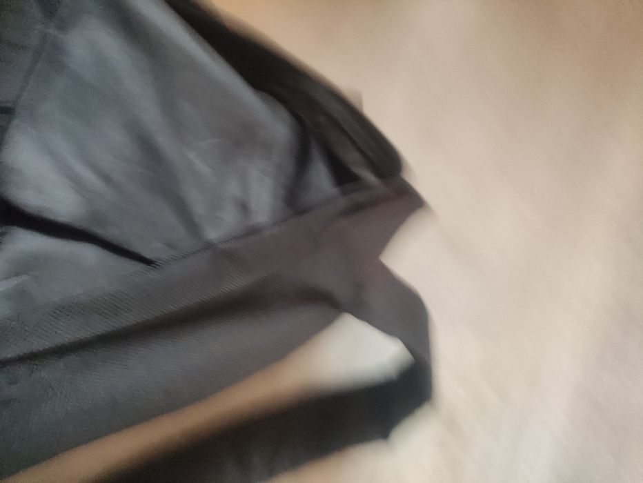 Wygodny czarny plecak