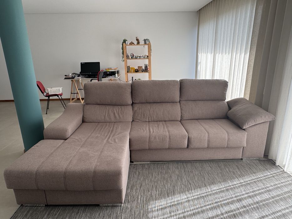 SOFÁ DE 3 LUGARES COM CHAISE LONGUE  .   Pronto para transformar a vossa sala!