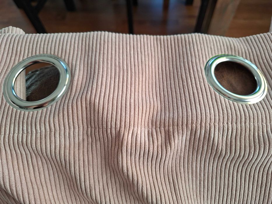 Zasłony beżowo różowe