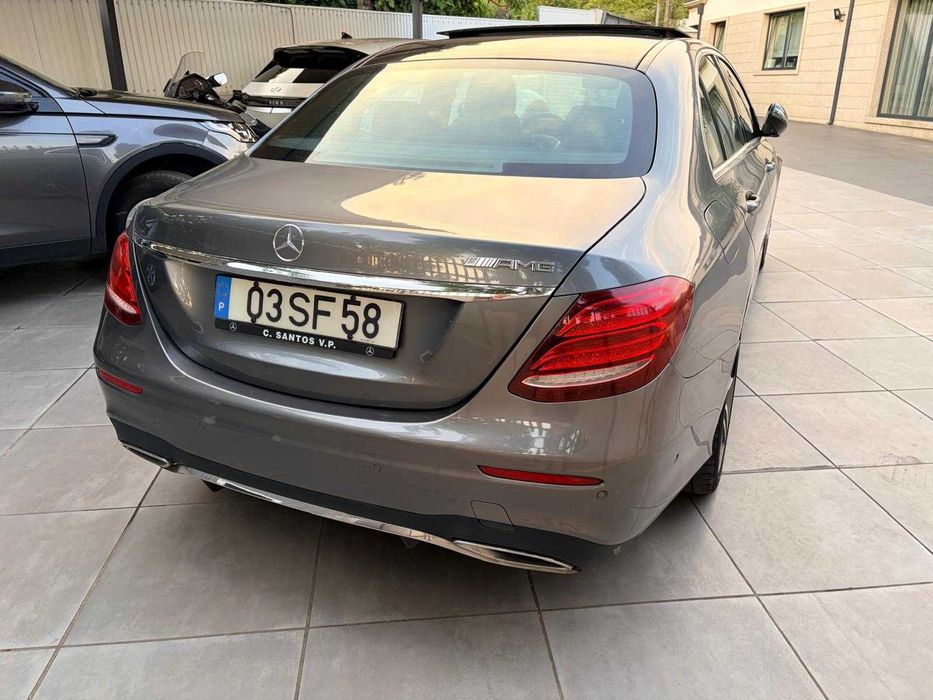 Mercedes-Benz E 220 d AMG 4-Matic / Revisões Mercedes