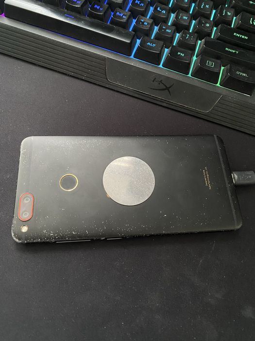 Nubia z17 mini.