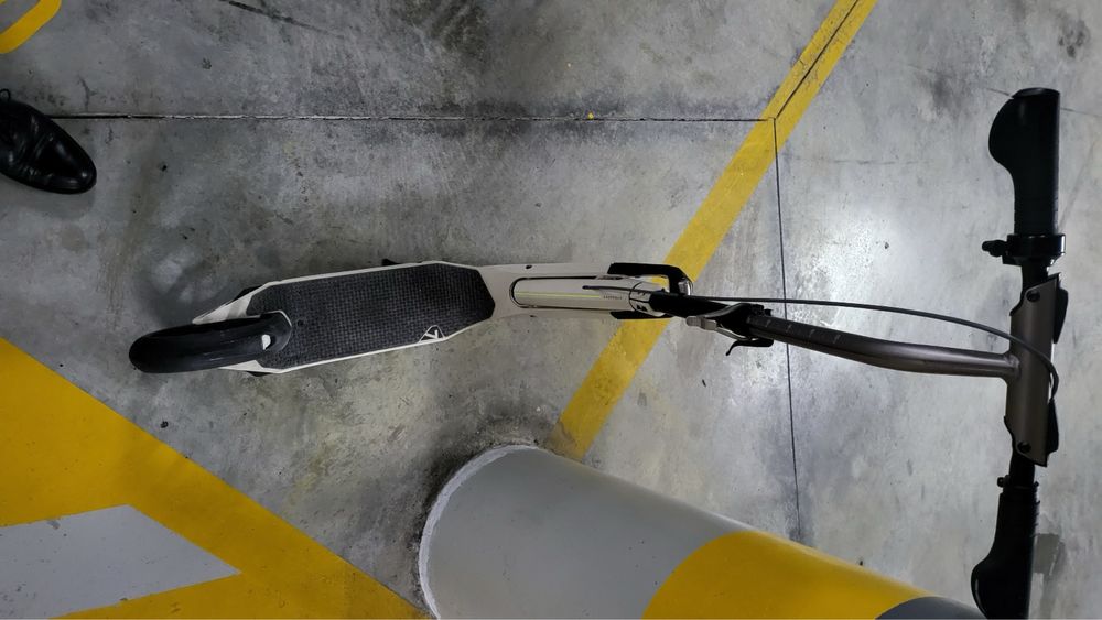 Trotinetes em bom estado