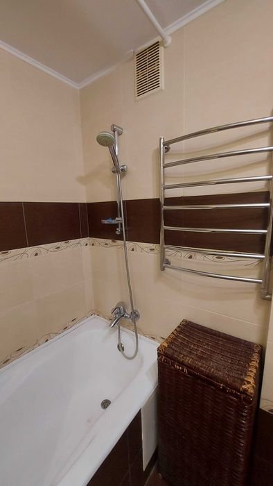 Оренда трикімнатної квартири по вул.Савчука. 4 поверх. Цегла.