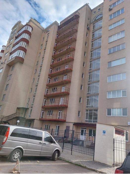 3-к(3 спальни),новострой,ГАЗ,м.Ярослава Мудрого 2 мин