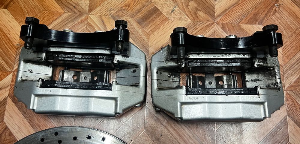 Brembo 4 поршні під Mazda Rx8 оригінальний комплект Bolt On