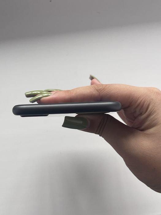 Телефон Iphone 8+ 64гб