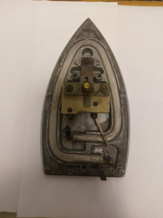 Продам запчасти утюг СССР