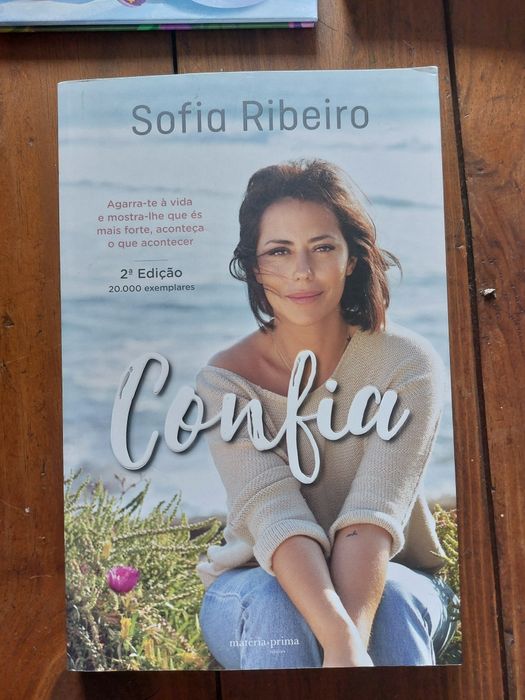 Vendo livros infantis e autobiografias em excelente estado!