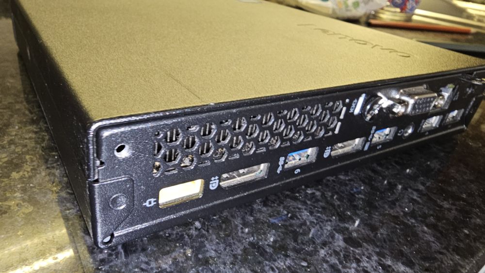 Lenovo ThinkCentre M900 Tiny | i5-6600T | 16GB RAM | SSD 256GB