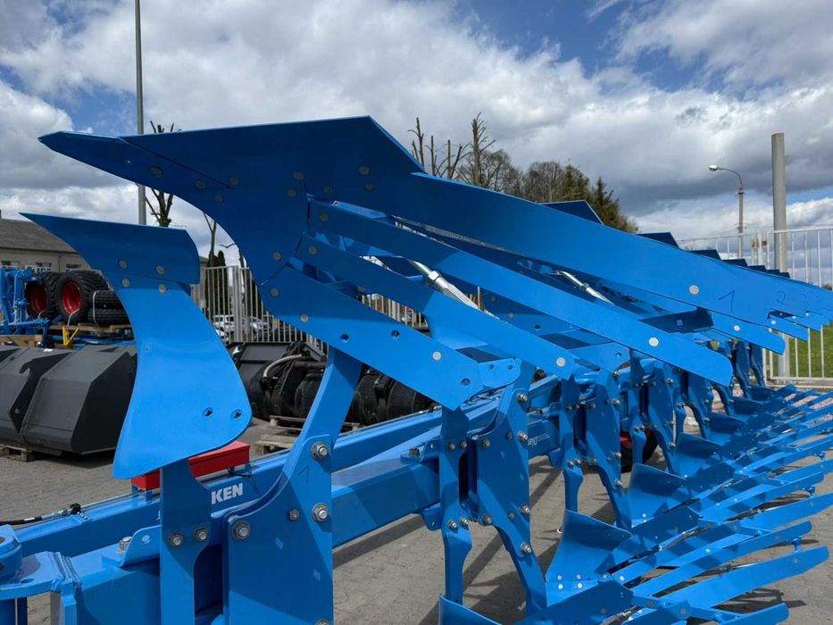 Плуг Lemken Diamant 16 7+1  L100