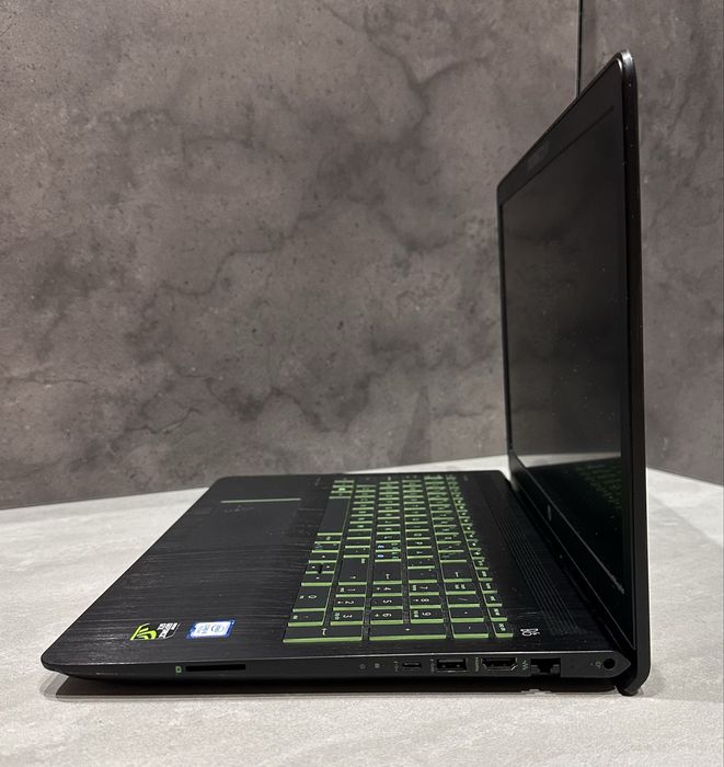 Ноутбук HP 15-cb084no 15.6" FullHD 8GB RAM/256GB SSD i5-7300HQ nvidia GeForce 1050 4GB ! AU62