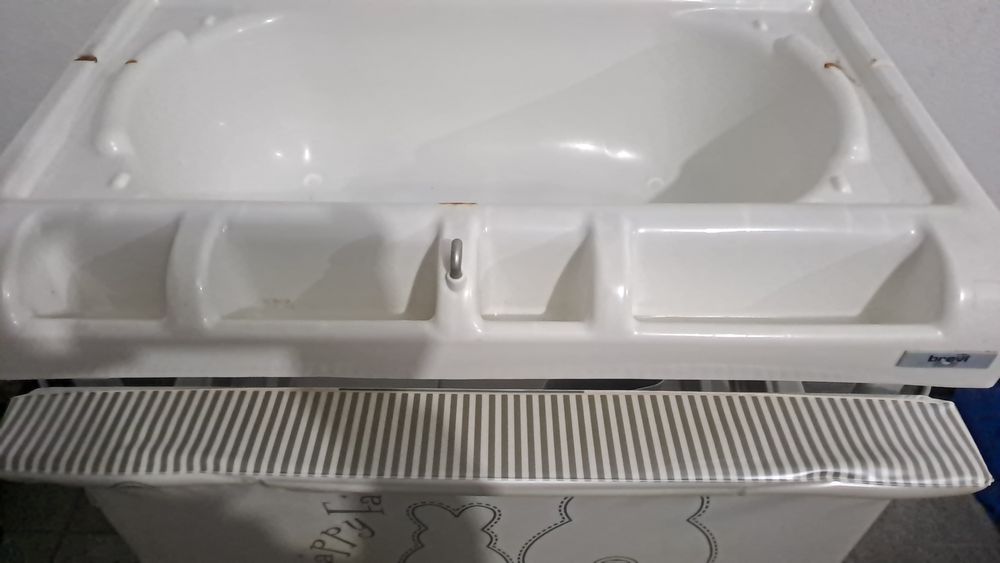 Banheira e trocador baby Brevi