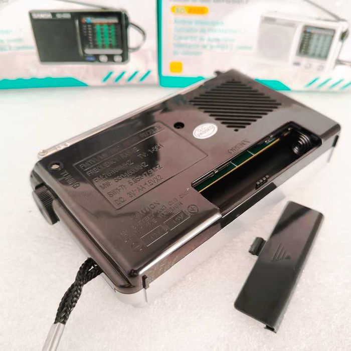 Radio Sanda SD-4005 AM-FM-SW fones a pilhas
