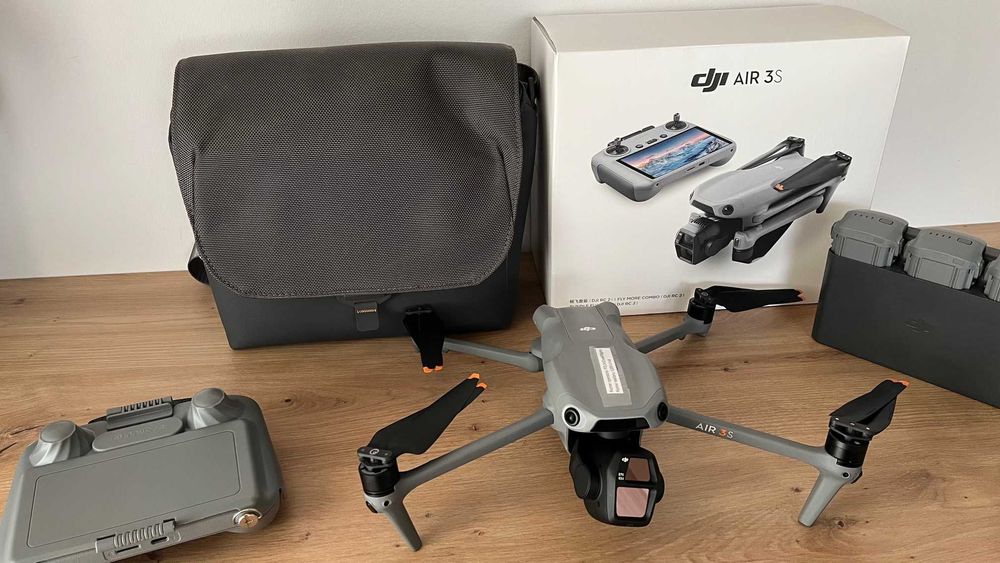 DJI Air 3s Fly more combo RC2 (jak nowy, gwarancja)