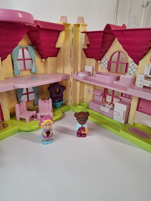 Ігровий набір ELC Happyland Cherry Lane Cottage Заміський котедж