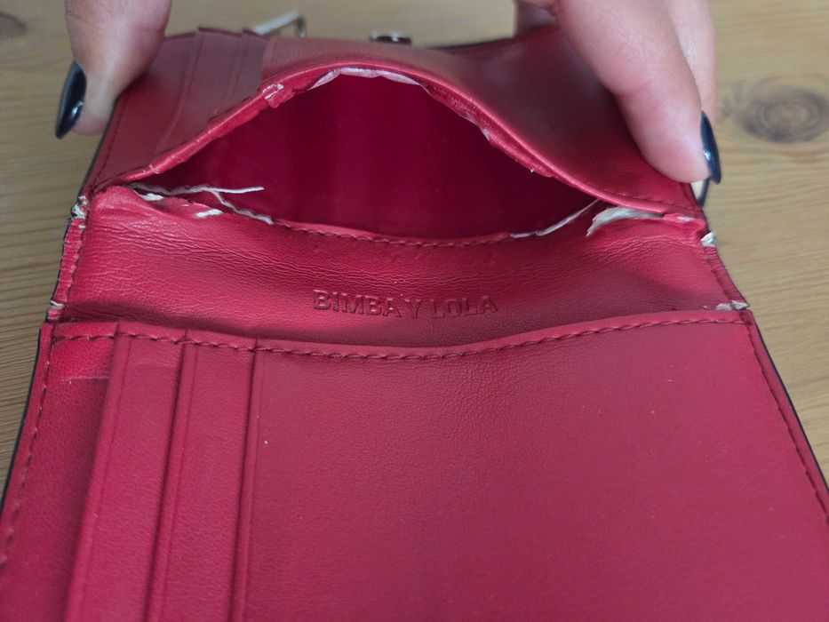 Carteira com aba pele preta da Bimba Y Lola