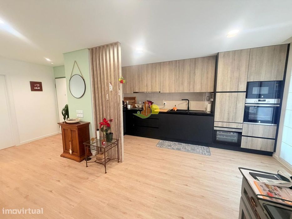 T2+2 Duplex com Garagem
