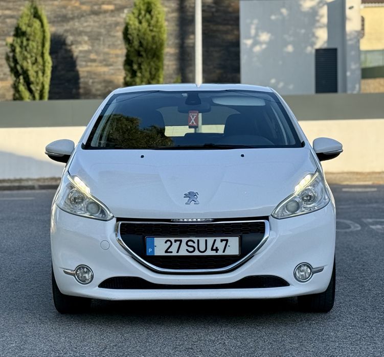 Peugeot 208 1.6 e-HDi • 224.000Km