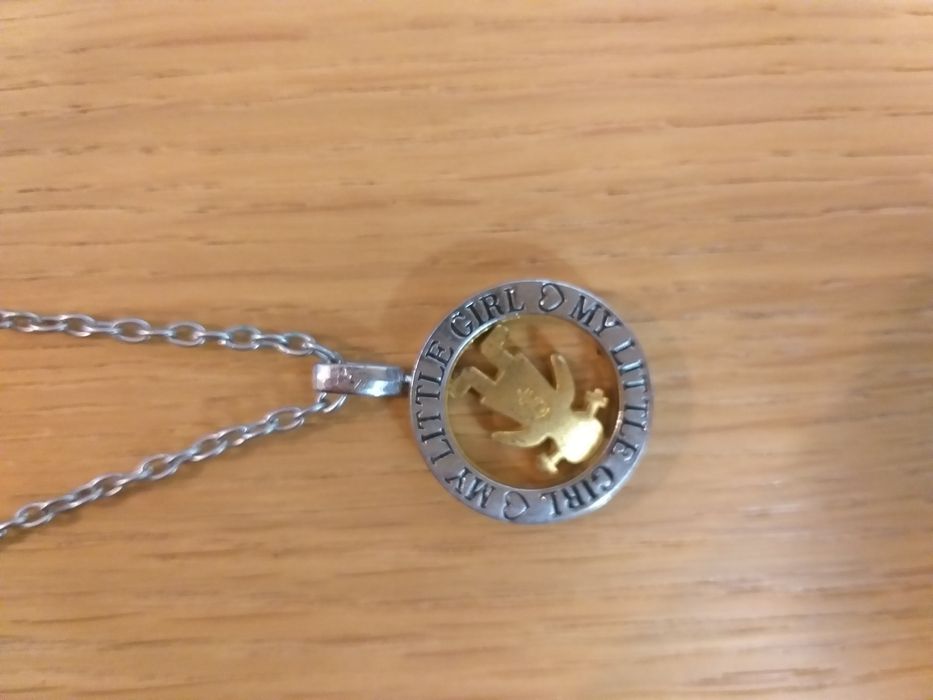 Colar girl em bom estado