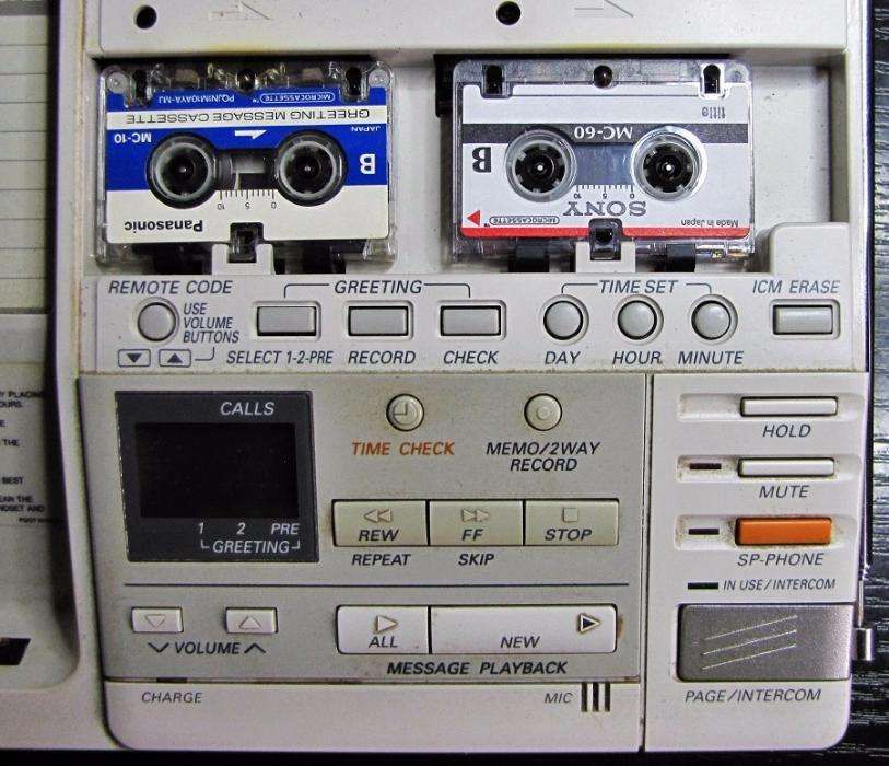 Телефон - автоответчик Panasonic KX-T4401BX