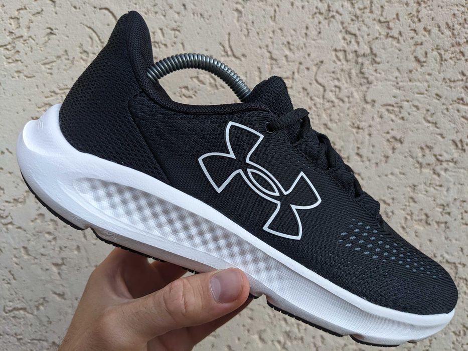 Under Armour Charged 42.5 / 27см Мужские оригинальные кроссовки