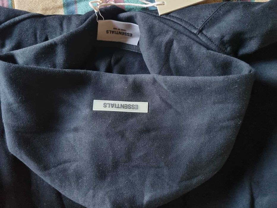 Sweatshirt preta