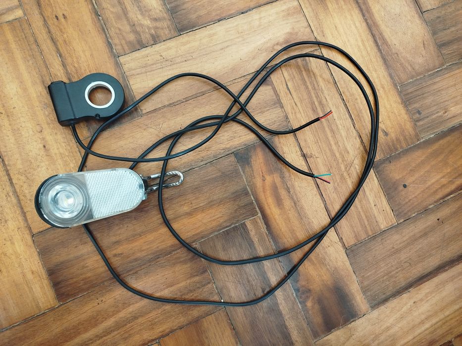 Interruptor de luz LED e som de buzina 36V 48V