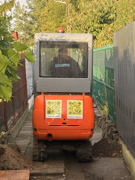 Minikoparka , uslugi minikoparka 120zl/h ( wiertnica )