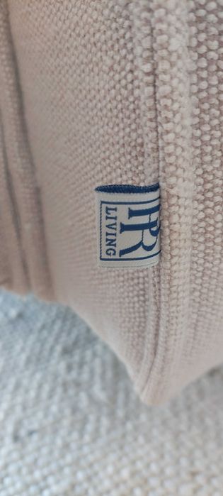Sofá HAVEN da AREA STORE da marca Belga PRLiving com apoio de braços ajustaveis