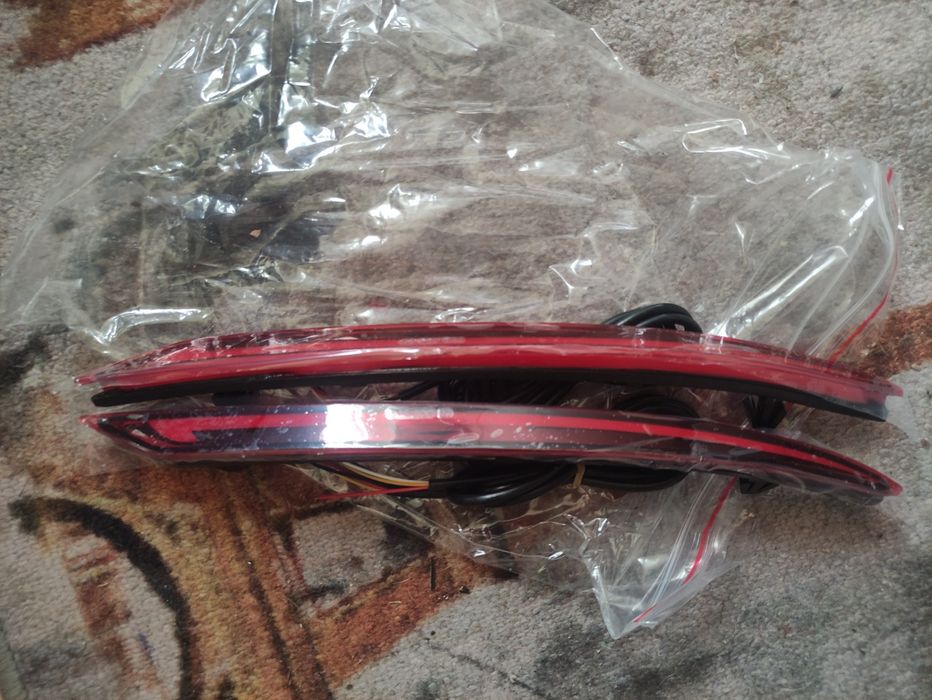 Катафоти повторювачі поворота задній бампер ford fusion ,2019  2020 2