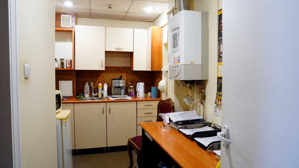 Продаж комерційного приміщення 107 м² на вул. Снопківській, 5 — фасад, Галицький район