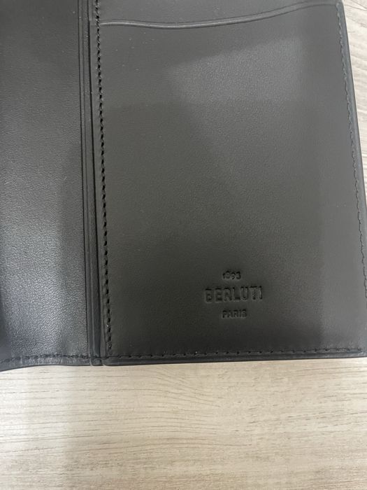 Гаманець  Berluti,з номером!кардхолдер,