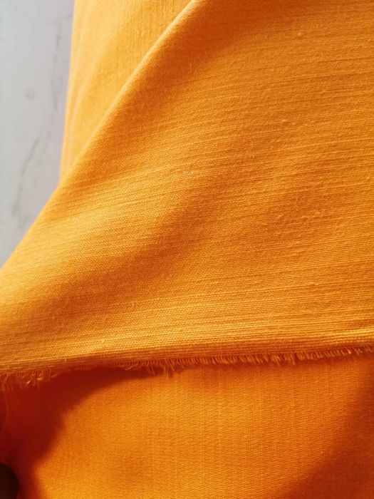 Tecido alinhado acetinado chantungue laranja