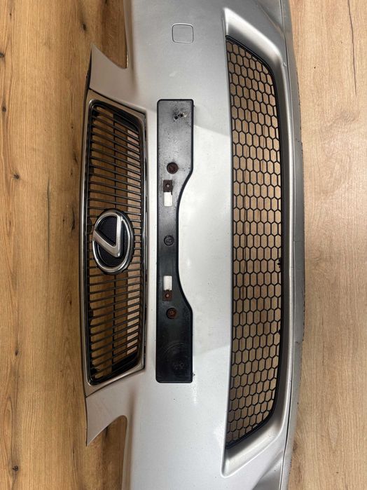 Zderzak przedni lexus is220 kolor 1g1