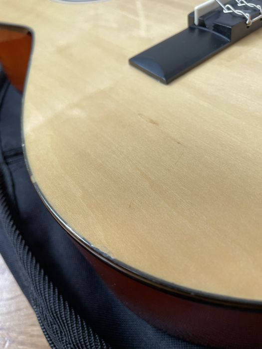 Guitarra clássica/viola de criança