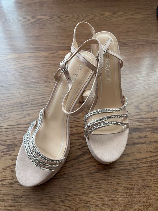 Sandalki na platformie i szpilce, nowe