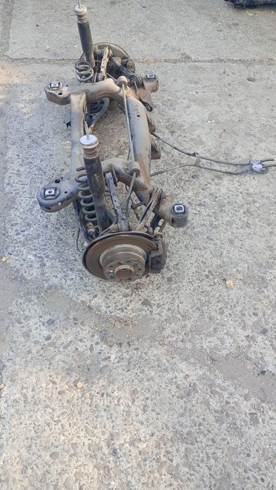 Belka Tylna Zawieszenia BMW E81 E82 E87