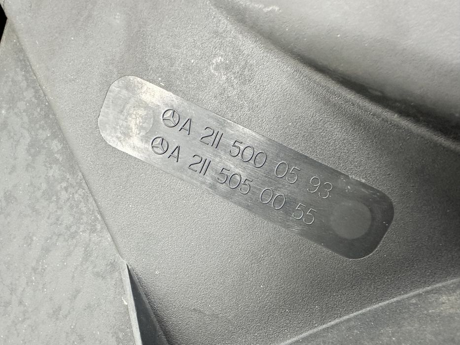 Mercedes E W211 chłodnice wentylator komplet pas przedni 2.2 Cdi