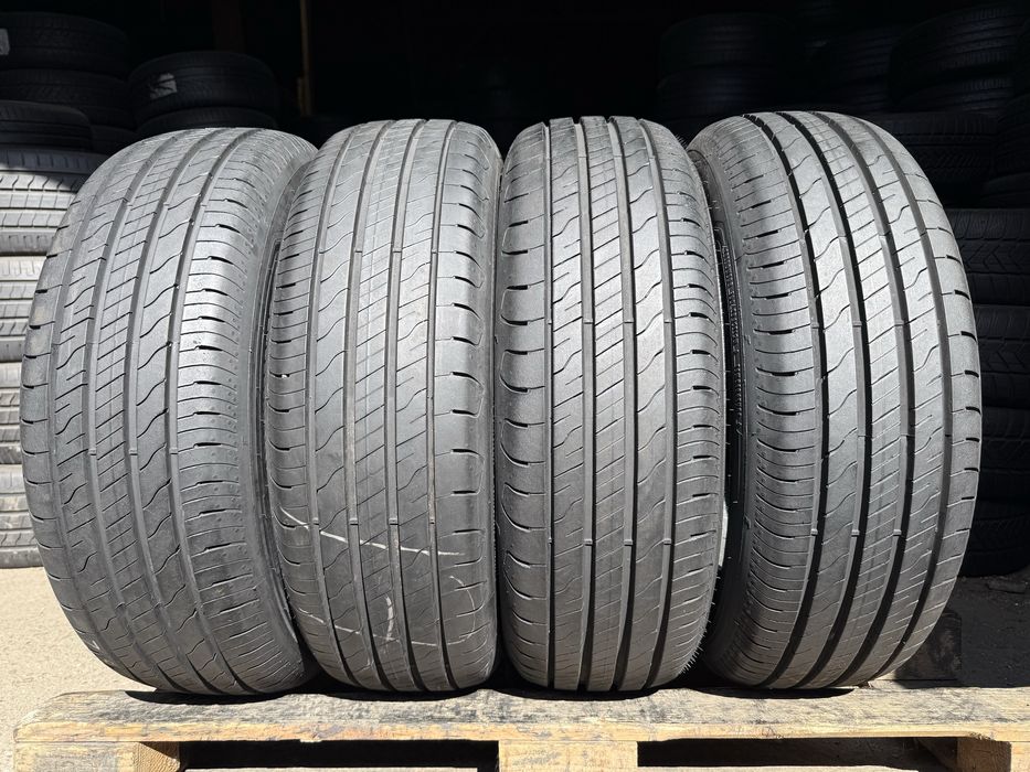 Літні шини 215/65 R17 103V XL Goodyear EfficientGrip 2 SUV 4шт. 8мм 2025