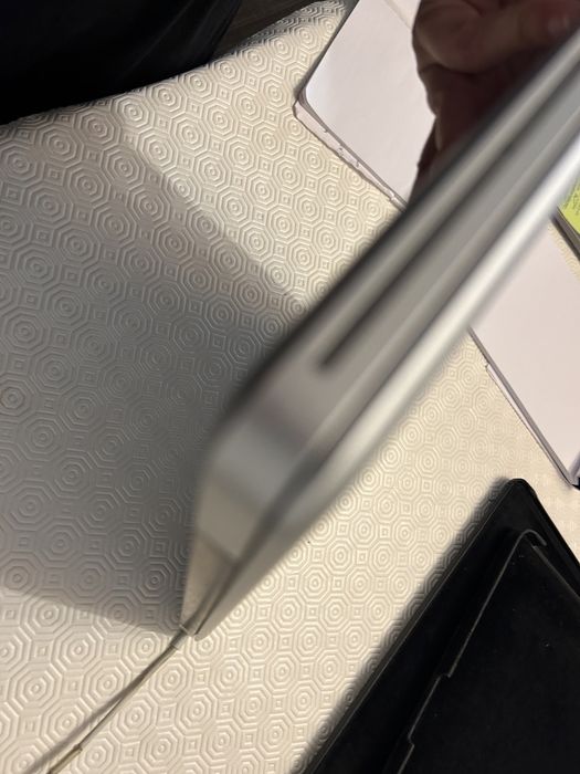 MACBOOK PRO - macOS Catalina64585167750787122